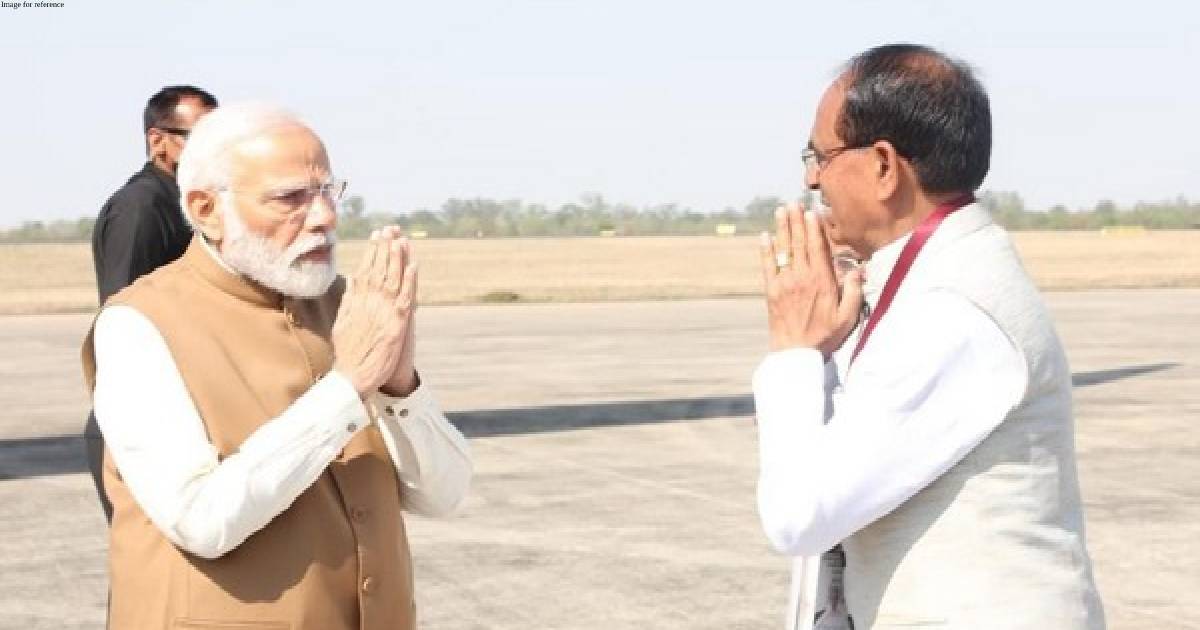 PM Modi arrives in Bhopal on day-long visit